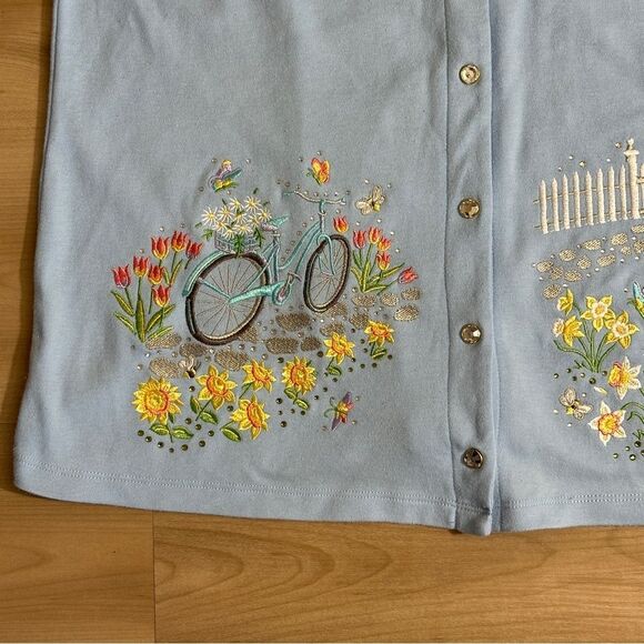 Quacker Factory Springtime Scenes V-Neck  Snap Up Cardigan‎ Light Blue Large - Picture 12 of 12